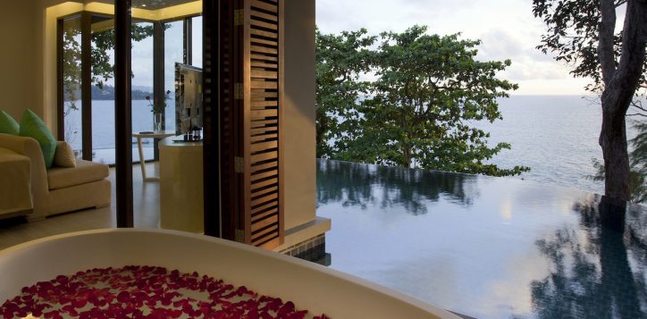 05-luxury-ocean-pool-villa-01