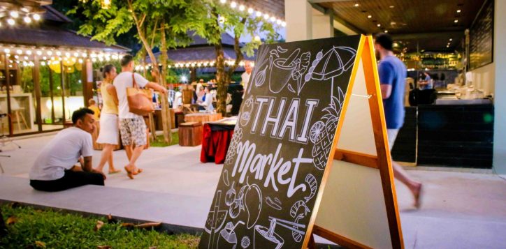 thai-street-market-2