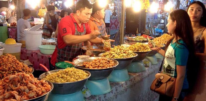 7-phuket-weekend-market-2-2