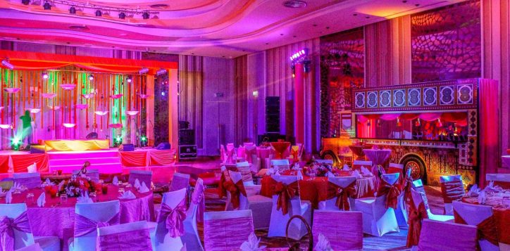 ballroom-indian-wedding-in-phuket-2