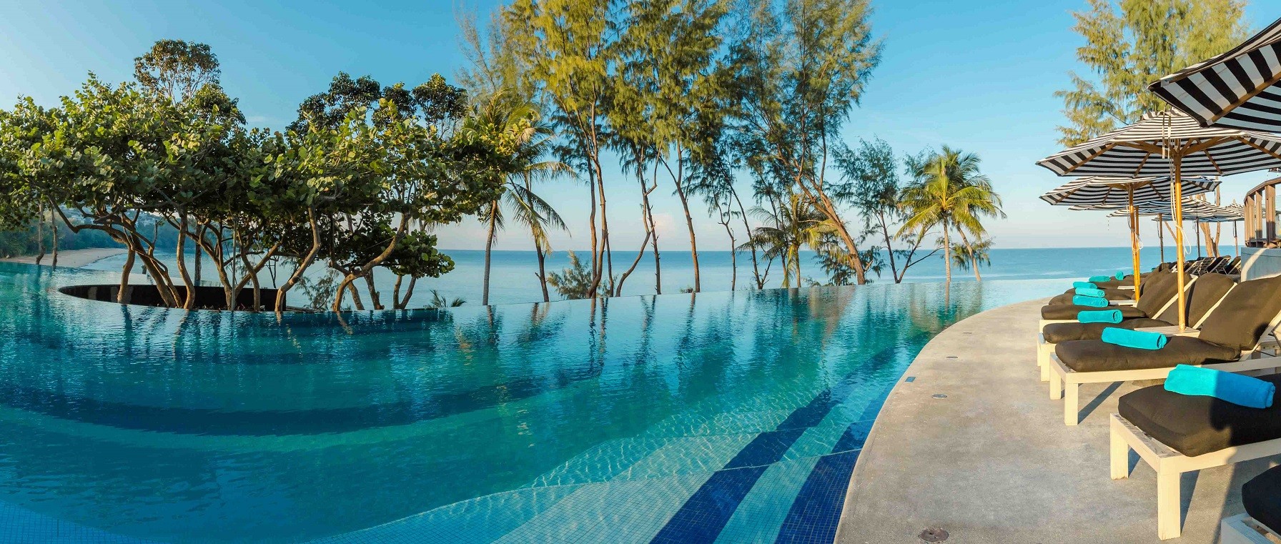 普吉岛酒店泳池