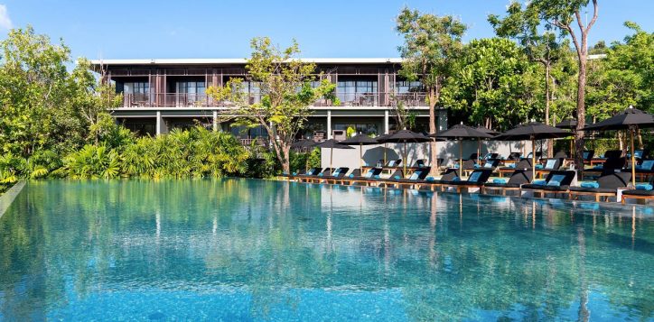 pullman-arcadia_float-pool03-2