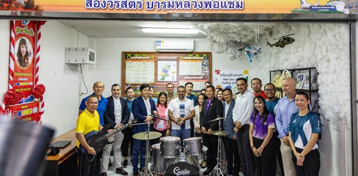 accor_heartbreak_hill_mini-marathon_2024_handover-4-2