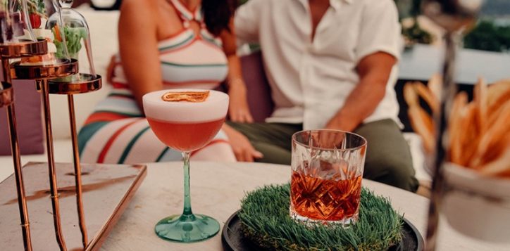 thailand-phuket-pullman-phuket-arcadia-fb-restaurant-couple-2023-04-2