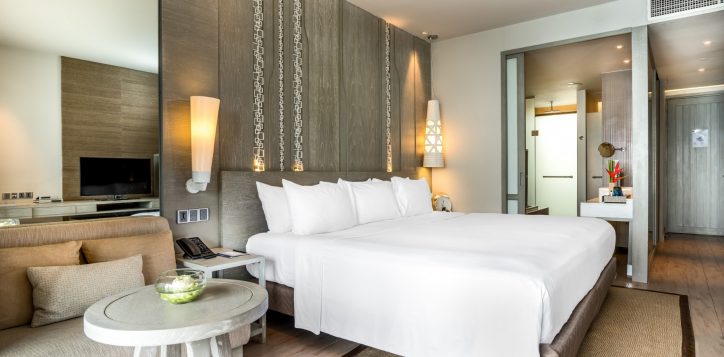 ocean-room_bedroom-2